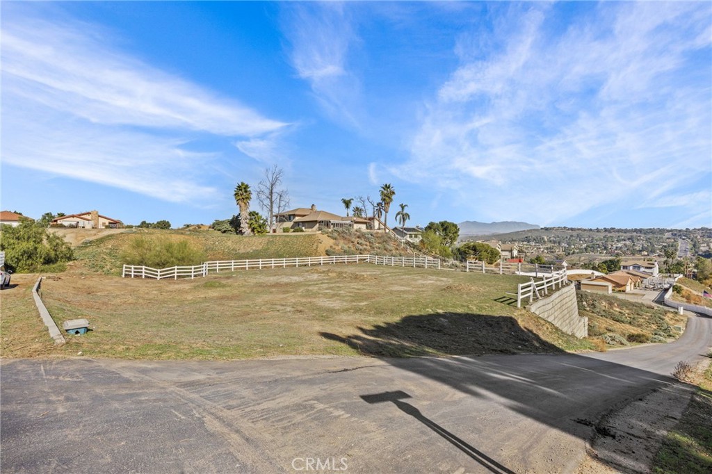 16538 Canyon Ridge Rd