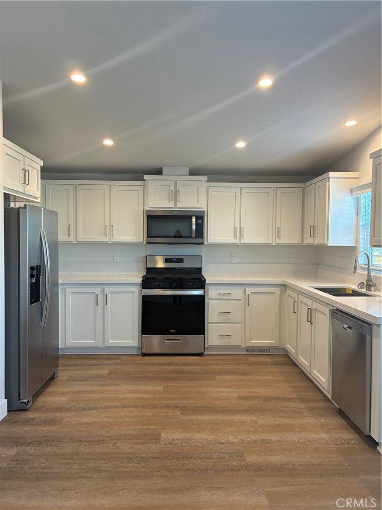 1425 E Madison Avenue 22