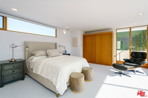 Tiny photo for 1530 Bel Air Road, Los Angeles, CA 90077 (MLS # 26667233)