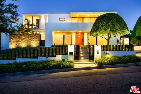 1530 Bel Air Road Los Angeles CA 90077