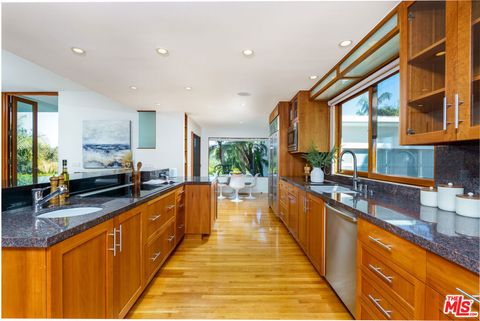 Tiny photo for 1530 Bel Air Road, Los Angeles, CA 90077 (MLS # 26667233)