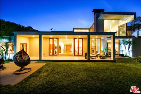 Tiny photo for 1530 Bel Air Road, Los Angeles, CA 90077 (MLS # 26667233)