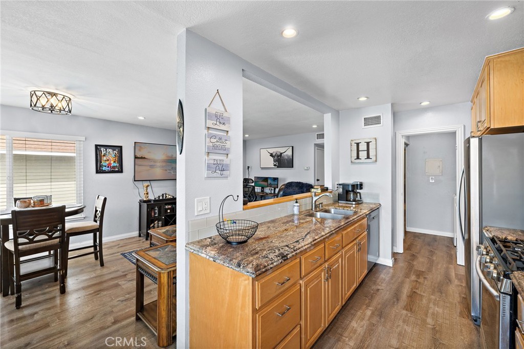 Aliso Villas (AV) - Residential