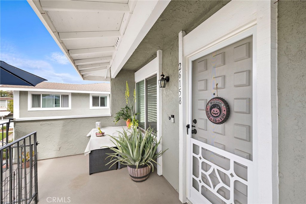 Aliso Villas (AV) - Residential
