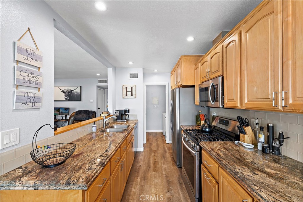 Aliso Villas (AV) - Residential