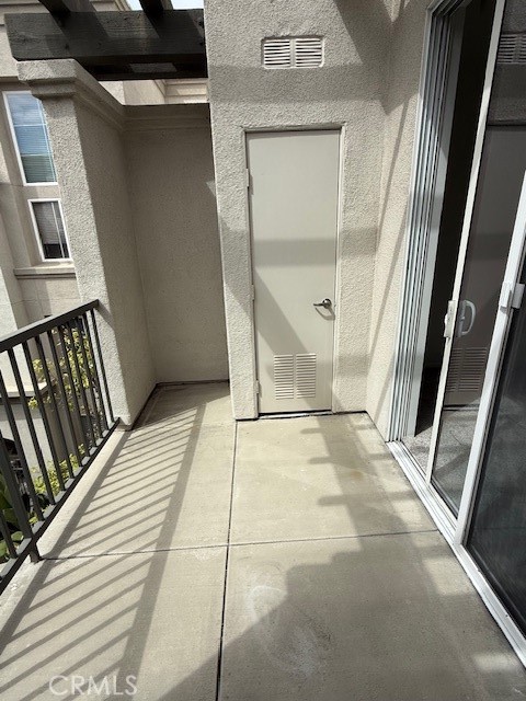 Tierra (TR) - Residential Lease