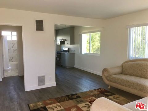 Photo of 1353 W 36th Place #3, Los Angeles, CA 90007 (MLS # 26642079)