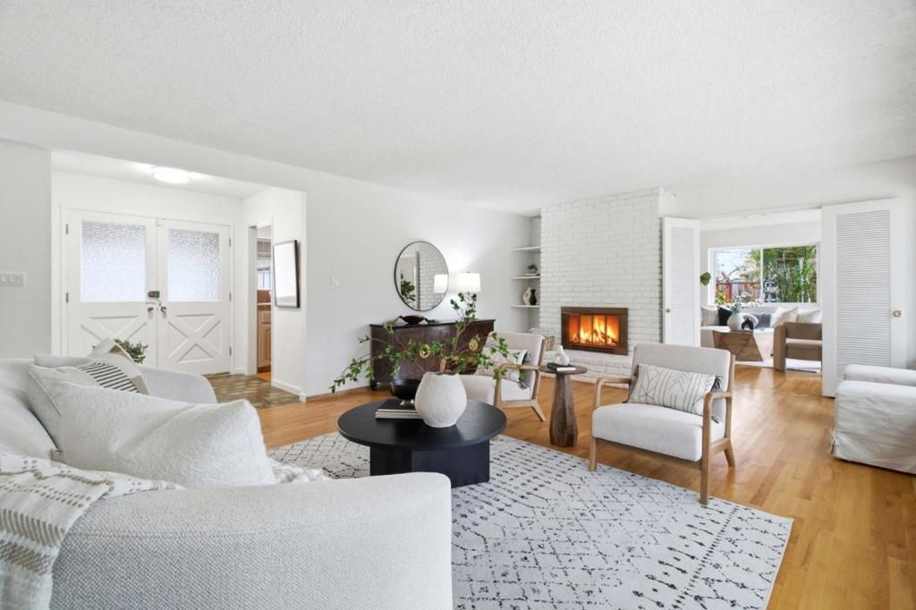 Photo of 1071 Colony Hills Lane, Cupertino, CA 95014 (MLS # ML82032032)