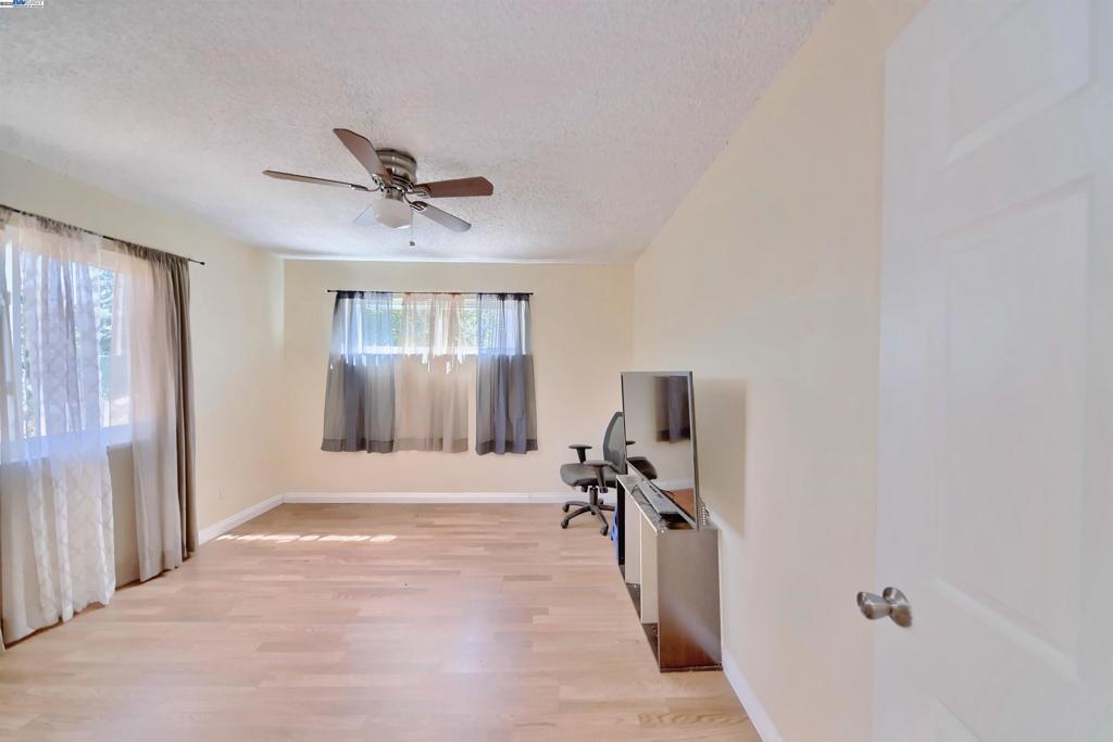 Not Listed - Residential