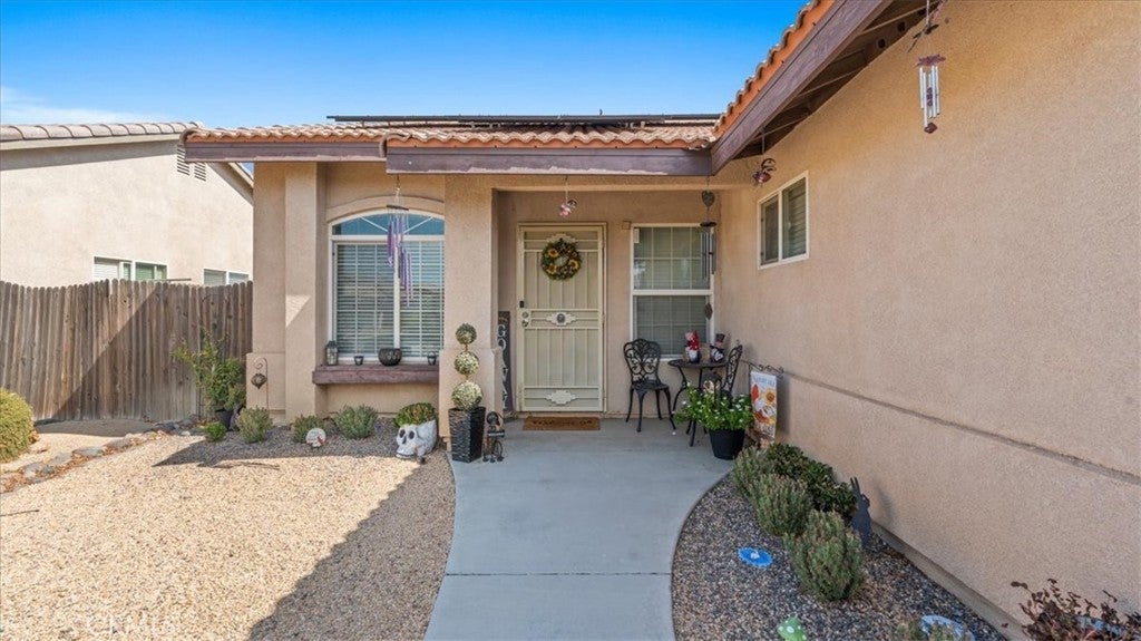 15928 Elkins