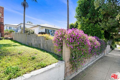Photo of 830 Hill Street #D, Santa Monica, CA 90405 (MLS # 26658665)