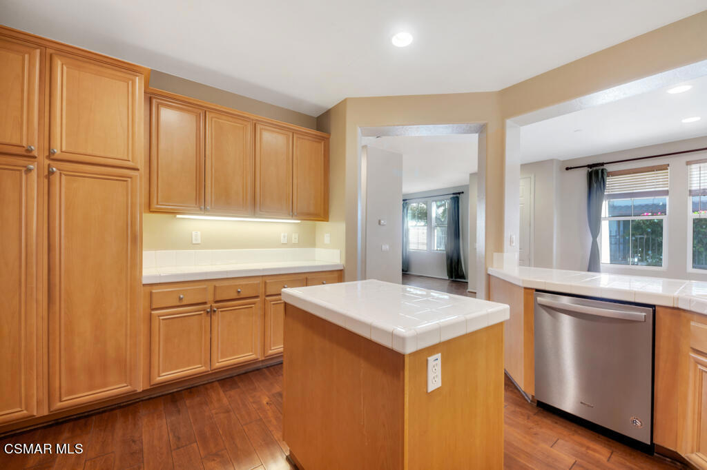 Aldea/Dos Vientos - 208 - 208 - Residential Lease