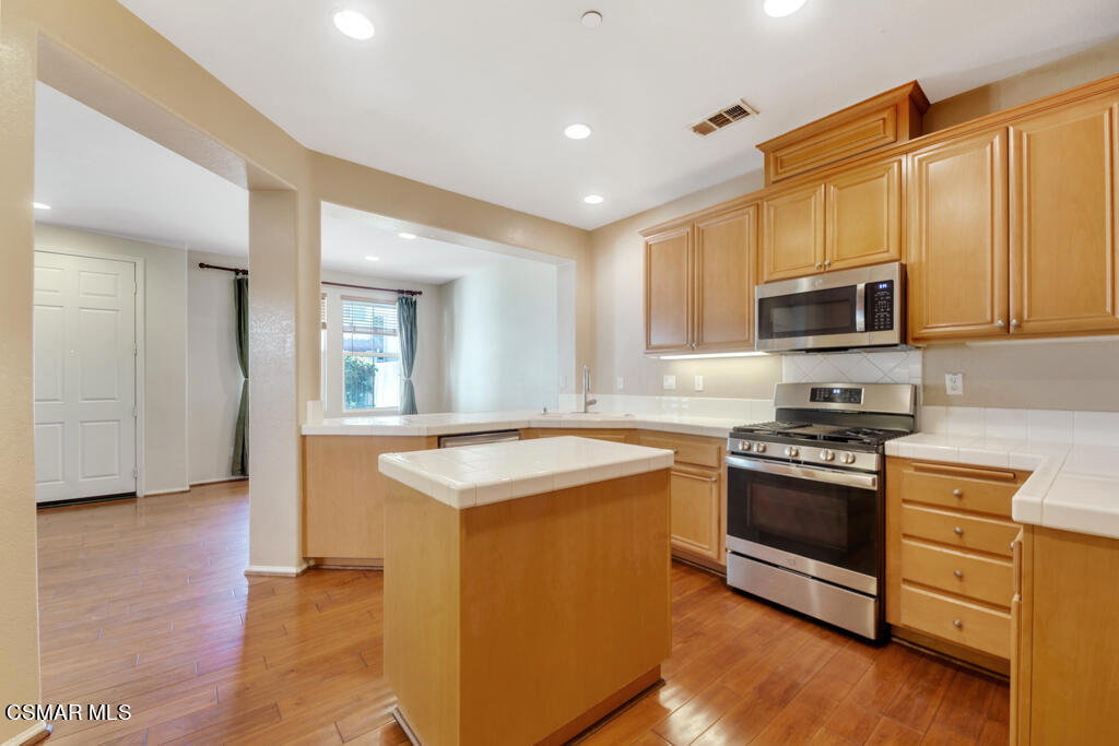 Aldea/Dos Vientos - 208 - 208 - Residential Lease