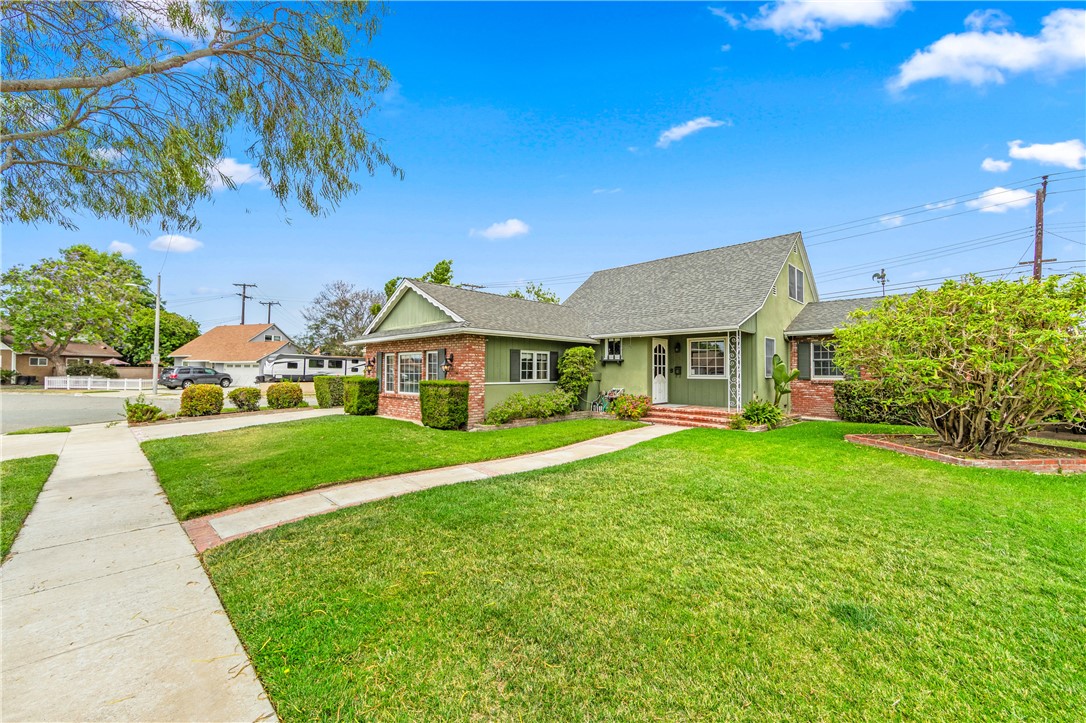 6021 Apache Rd