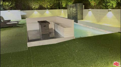 Photo of 20716 Nashville Street, Los Angeles, CA 91311 (MLS # 26868967)
