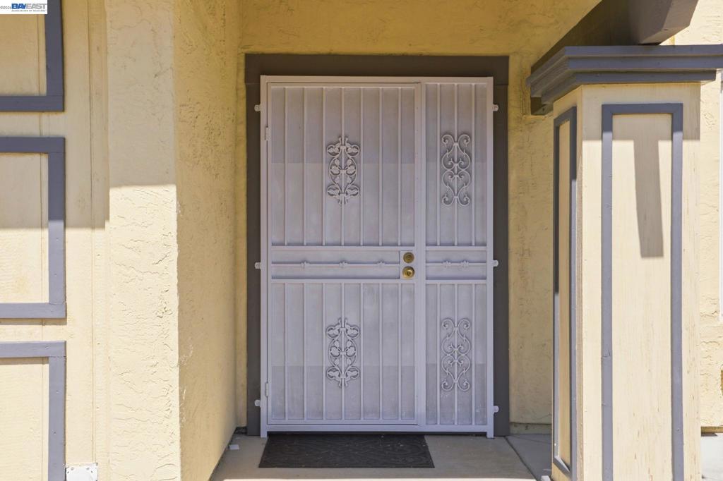 148 Valley Oak Ln
