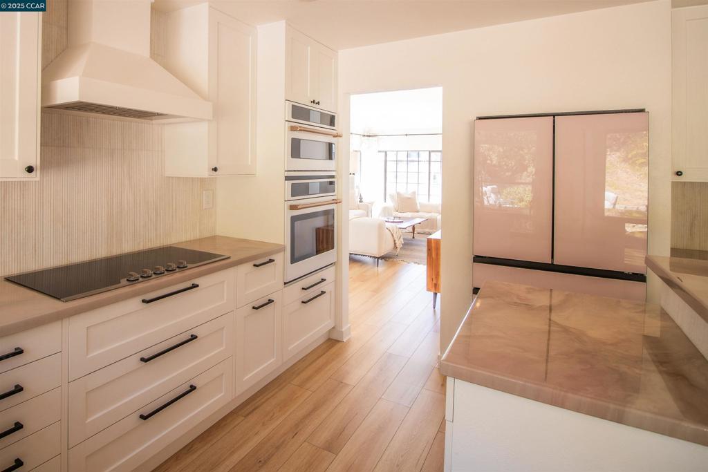 SOMERSET HIGHLAN - Residential