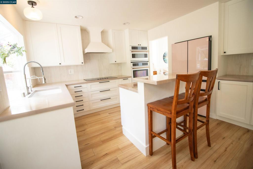 SOMERSET HIGHLAN - Residential