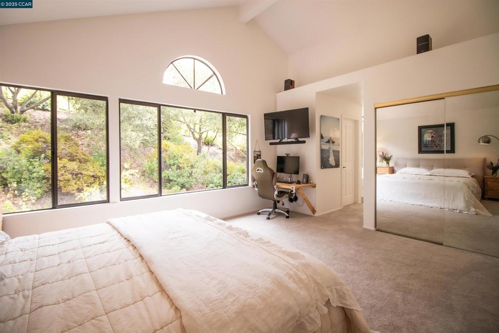SOMERSET HIGHLAN - Residential