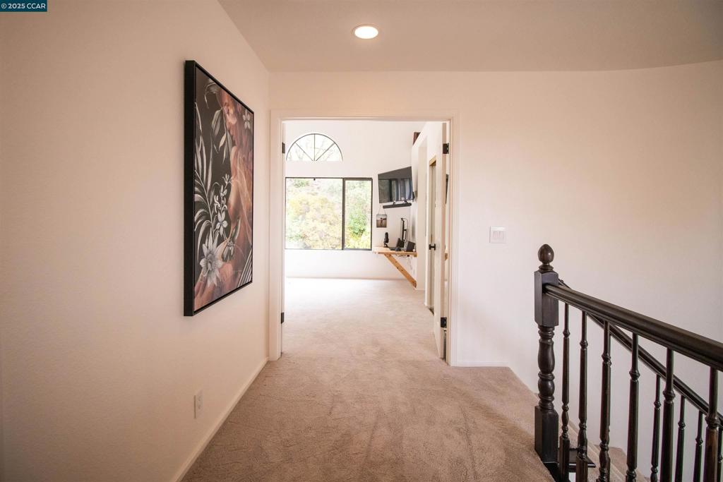 SOMERSET HIGHLAN - Residential