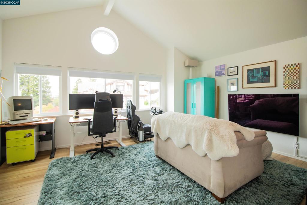 SOMERSET HIGHLAN - Residential