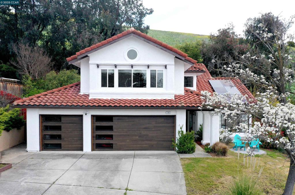 **Back on the market due to Buyer finance issues--previously in contract for $890,000!** Newly remodeled with soaring cathedral ceilings and owned solar, do not miss this gem! Enter through the stunning two-story grand foyer with updated dark stained wood stair railings and be bathed in all the natural light. The kitchen features a gorgeous and functional center island, new stainless steel appliances, and tons of natural light. There is one bedroom and bathroom downstairs, creating perfect privacy and access for guests, grandparents, or an au pair. Relax after work in the spa quality primary retreat, which features vaulted ceilings and new vanity. Enjoy the open space behind the lot, take a walk on the beautiful trail with incredible sunsets and views of the entire city. Pride of ownership radiates throughout this well thought out floor plan. Do not miss this opportunity to own prime Bay Area real estate with ferry access to the heart and soul of the bay, San Francisco!