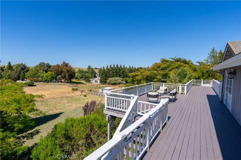Tiny photo for 164 Helgren Court, Templeton, CA 93465 (MLS # NS26128009)