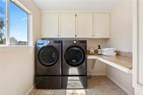 Tiny photo for 164 Helgren Court, Templeton, CA 93465 (MLS # NS26128009)