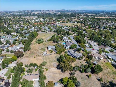 Tiny photo for 164 Helgren Court, Templeton, CA 93465 (MLS # NS26128009)