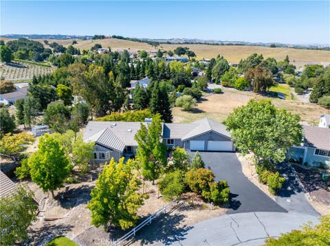 Tiny photo for 164 Helgren Court, Templeton, CA 93465 (MLS # NS26128009)