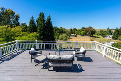 Tiny photo for 164 Helgren Court, Templeton, CA 93465 (MLS # NS26128009)