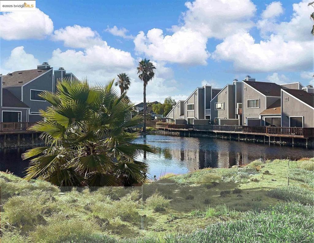 SAND BAY ISLE - Residential