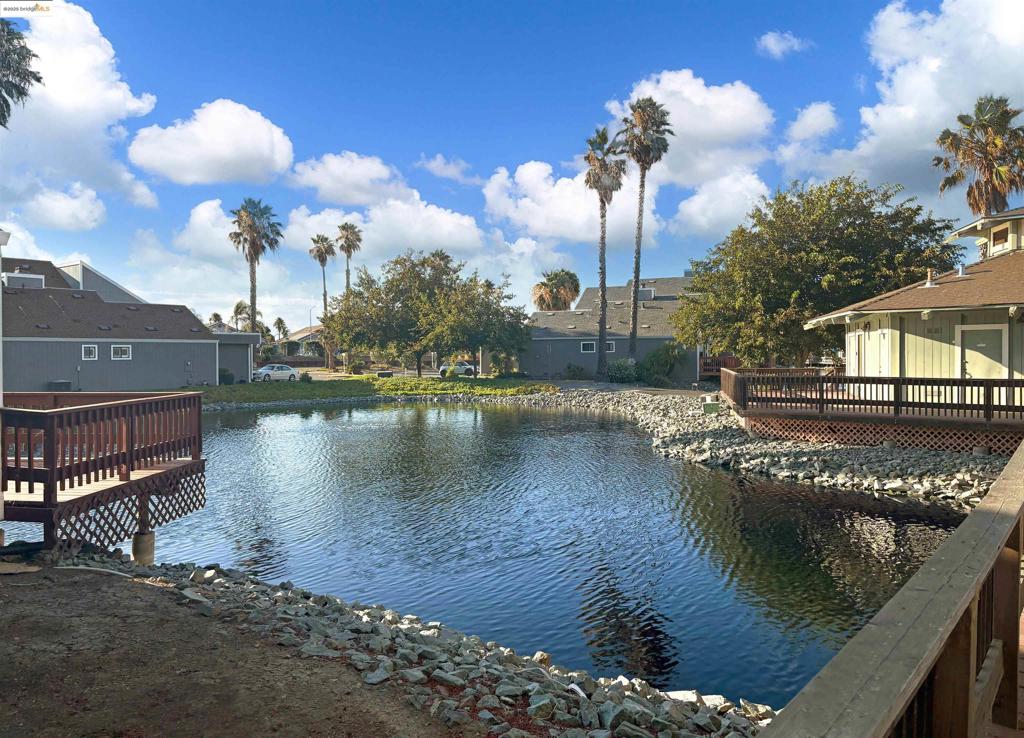 SAND BAY ISLE - Residential