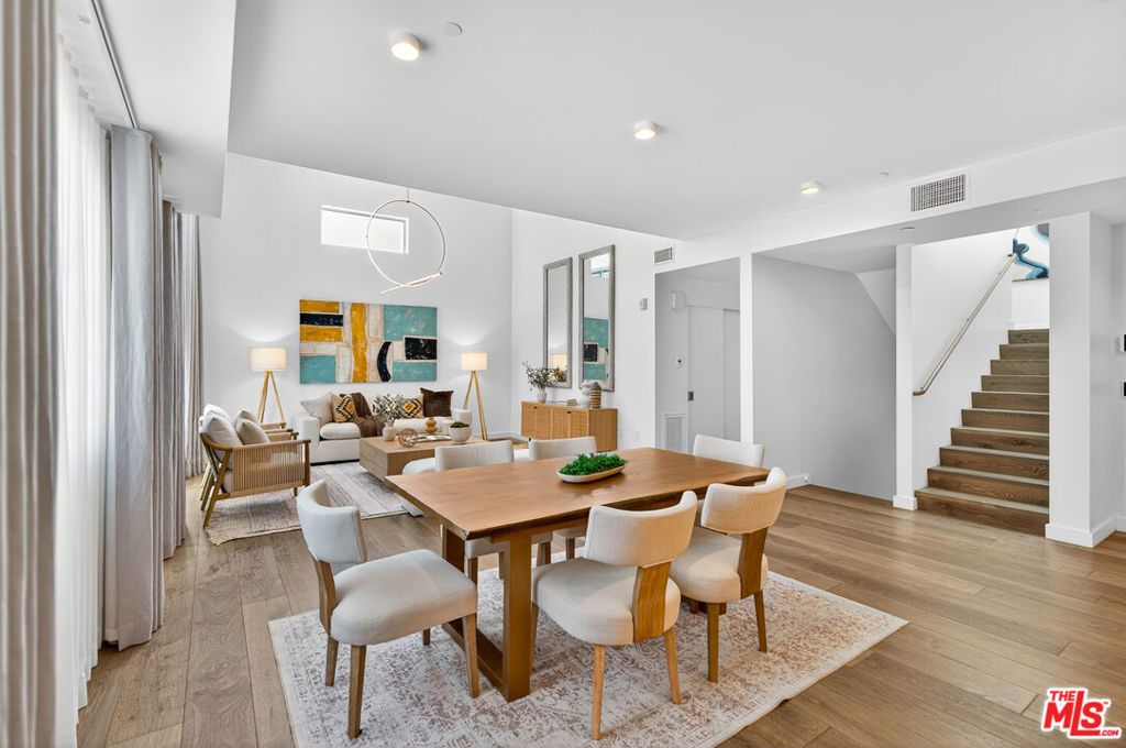 Photo of 1433 14th Street #10, Santa Monica, CA 90404 (MLS # 25610169)