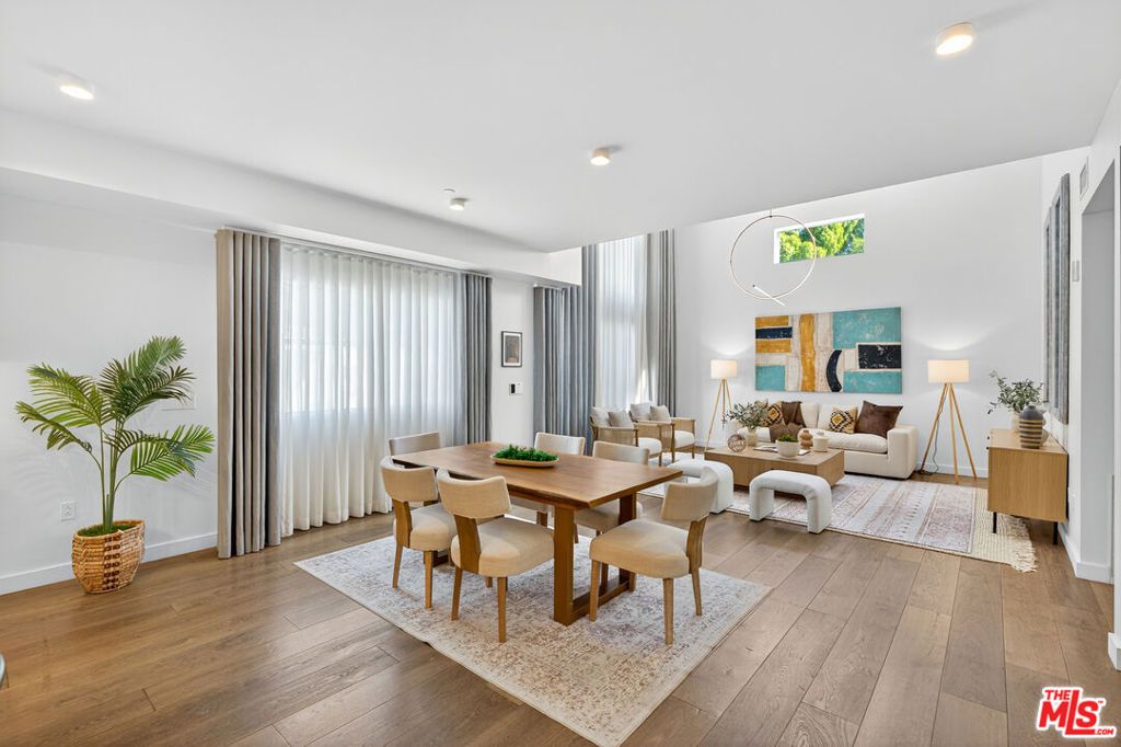 Photo of 1433 14th Street #10, Santa Monica, CA 90404 (MLS # 25610169)