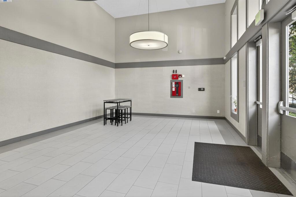 DOWNTOWN SAN LEA - Residential