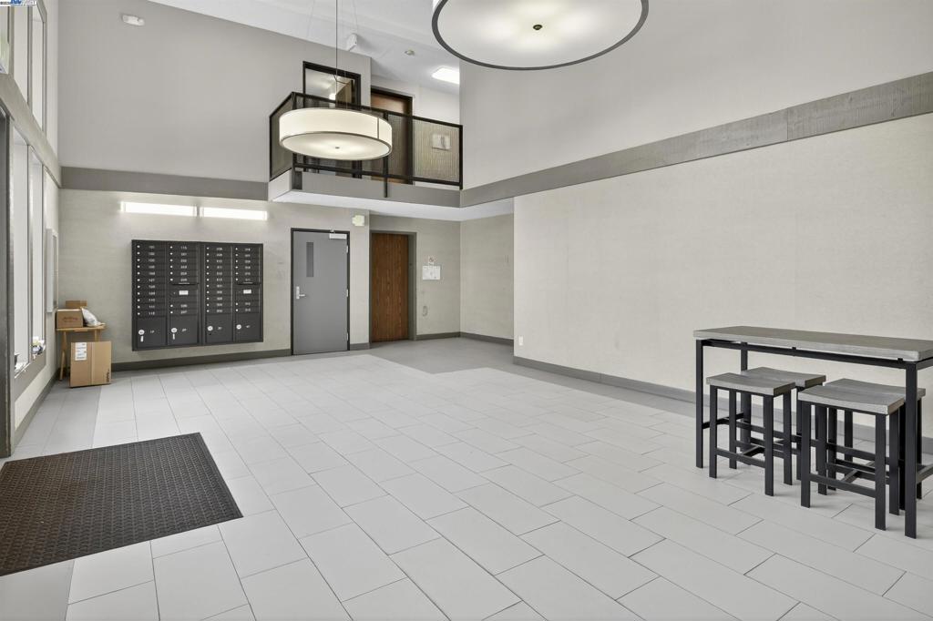 DOWNTOWN SAN LEA - Residential