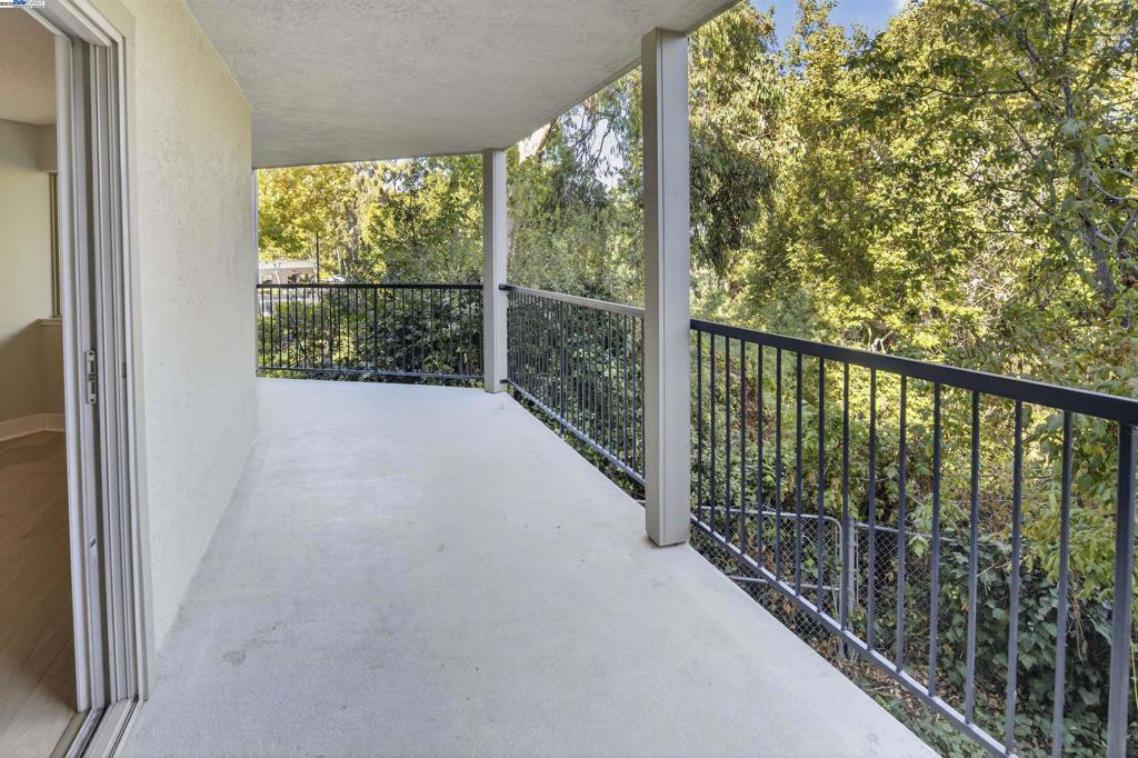 DOWNTOWN SAN LEA - Residential