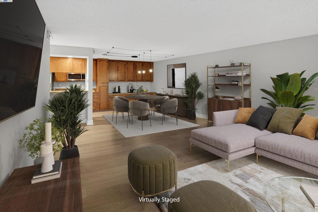 DOWNTOWN SAN LEA - Residential