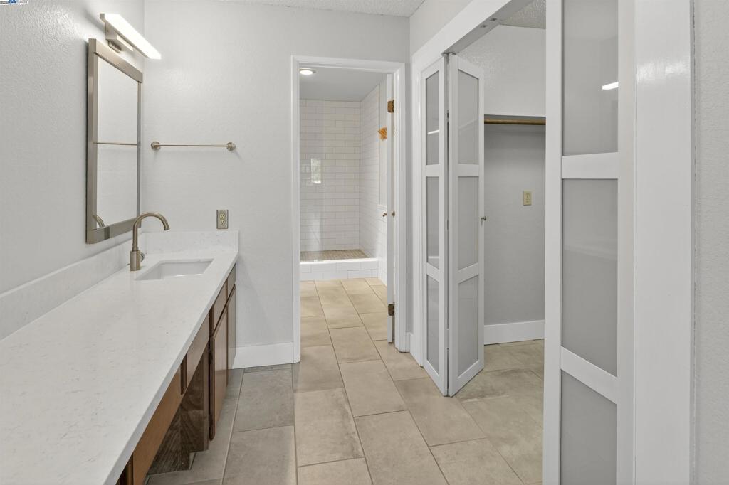 DOWNTOWN SAN LEA - Residential