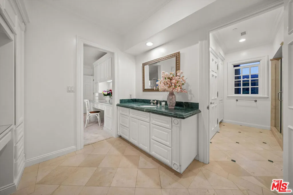 Somis, California 93066, United States, 4 Bedrooms Bedrooms, ,4 BathroomsBathrooms,Residential,Active,218000