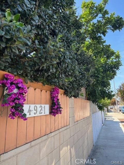 4921 S Centinela Los Angeles CA 90066