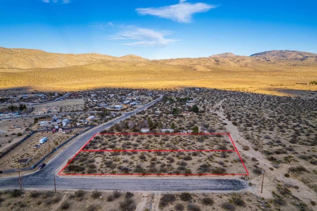 listing image 130727220384008824727