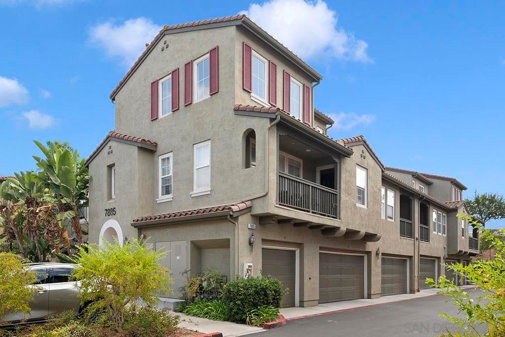 7885 Via Montebello 2
