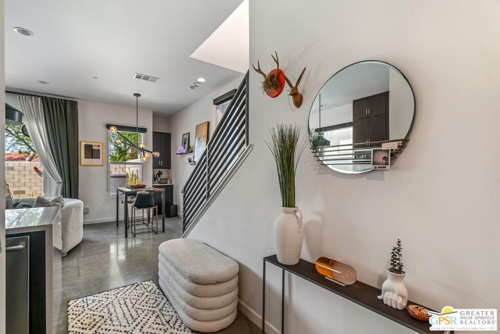 482 Paragon Loop