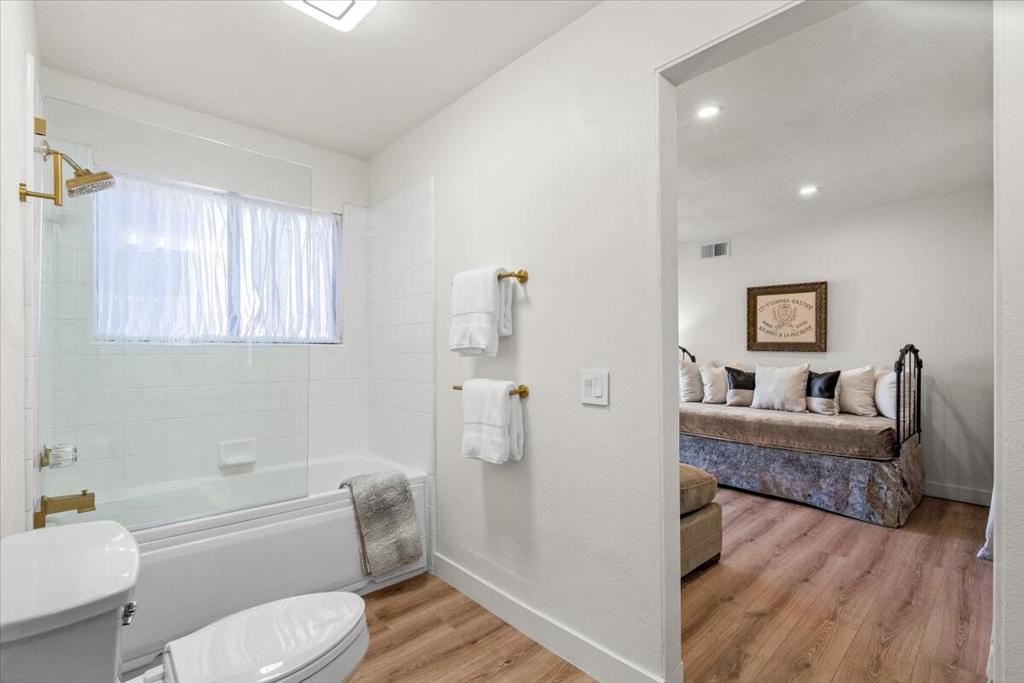 Santa Rosa Cove Coun - Residential