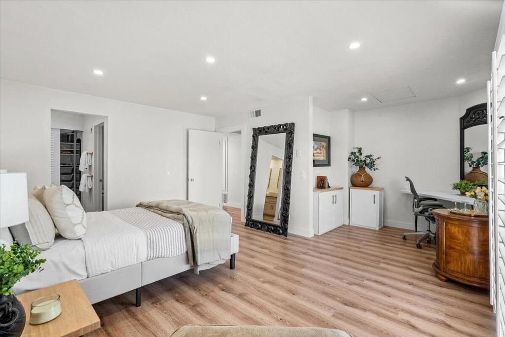 Santa Rosa Cove Coun - Residential