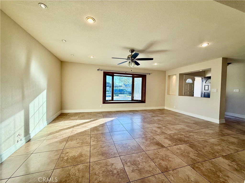 2241 E Oshkosh Street