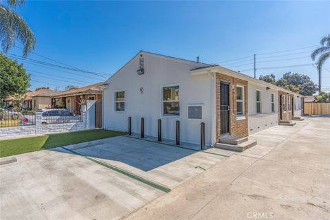 Photo of 501 N Eastwood Ave, Santa Ana, CA 92701 (MLS # PW26093951)