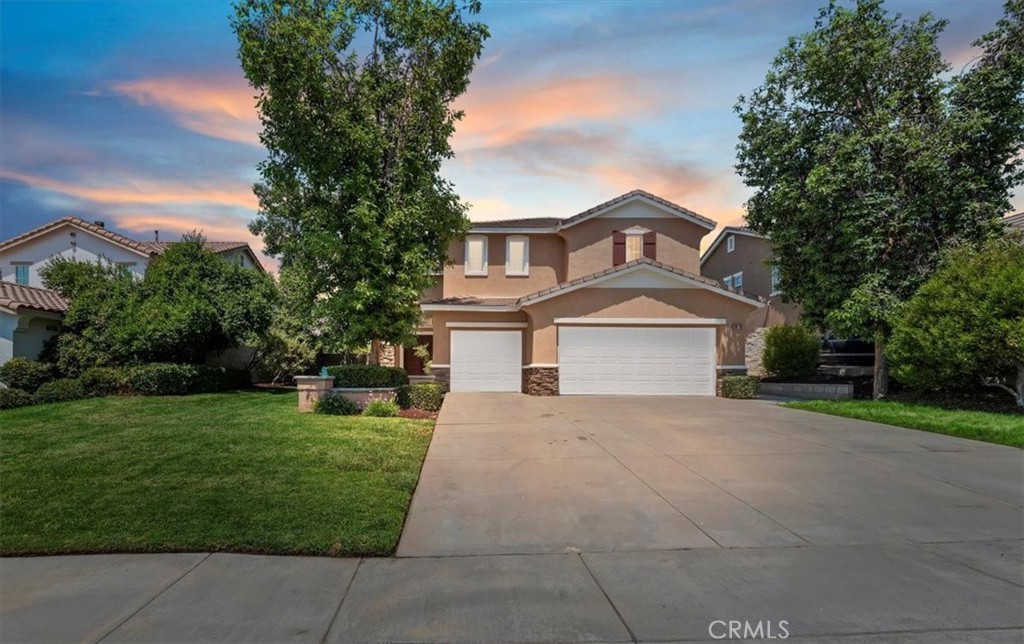 Welcome to 20054 Dayton Rd, Riverside, CA 92508!
Located in the highly desirable Orangecrest neighborhood, this spacious two-story home offers 4 bedrooms and 3 bathrooms, including a convenient downstairs bedroom and full bath—perfect for guests or multi-generational living.
Enjoy the open layout with abundant natural light, a functional kitchen, and generous living spaces. Step into the backyard to take in peaceful views of the surrounding wilderness—a serene backdrop for relaxing or entertaining.
Situated across the street from the Orangecrest Community Center, you’ll have direct access to a library, sports park, playground, and more. The home is conveniently close to shopping centers and served by some of the best schools in Riverside. Plus, you’re just minutes from Downtown Riverside, UC Riverside, and major freeways for easy commuting.
Don’t miss the opportunity to own this perfect blend of comfort, location, and lifestyle in one of Riverside’s most sought-after communities!